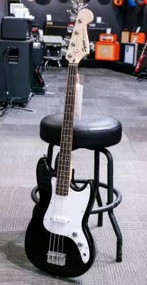 Store Special Product - Squier - Sonic Bronco Bass, Laurel Fingerboard - Black